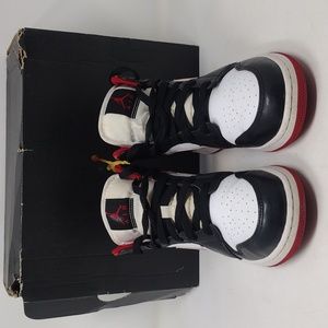 Air Jordan 1 Mid GS 'Black Gym Red